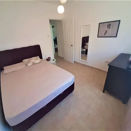 Ac's Renovated Flat Catalkoy Girne Lejlighed *