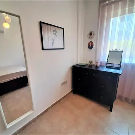 Ac's Renovated Flat Catalkoy Girne Lejlighed *