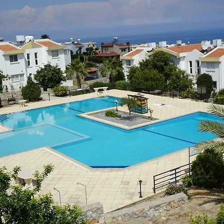 Ac's Renovated Flat Catalkoy Girne * Agios Epiktitos